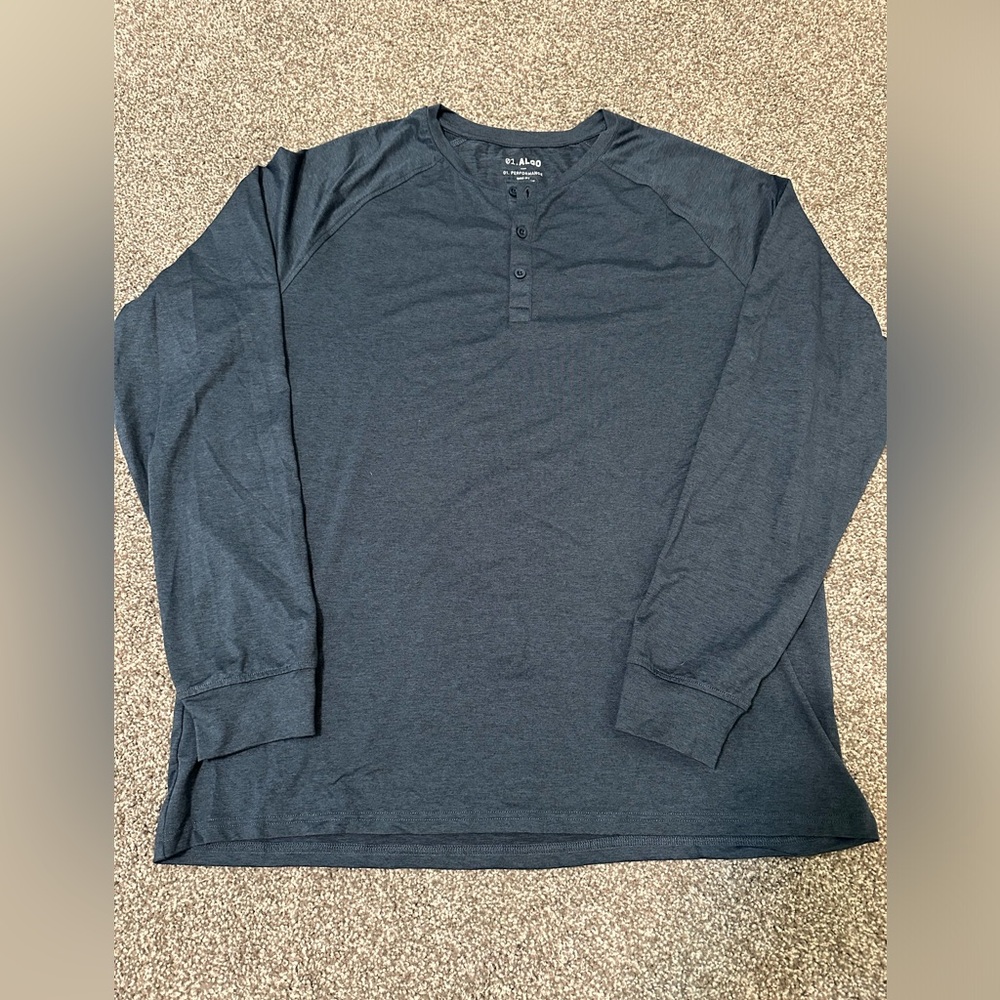 Men’s long sleeve shirt